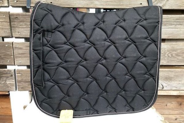 Saddle pad HKM black with piping